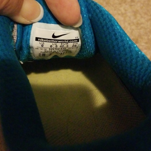 Nike Dual Fusion Run tennis shoes - Picture 4 of 5